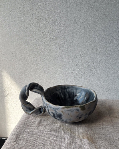 Twist Teacup