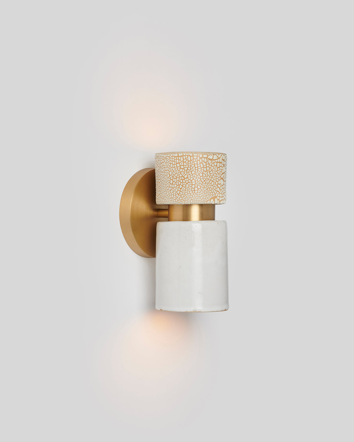 Pilar Cylinder Wallmount